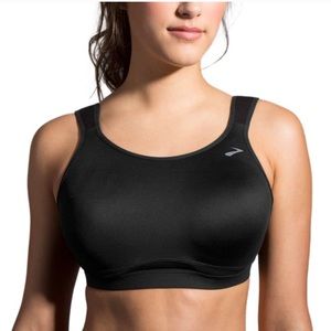 {Moving Comfort} Maia Sports Bra Sz 38D